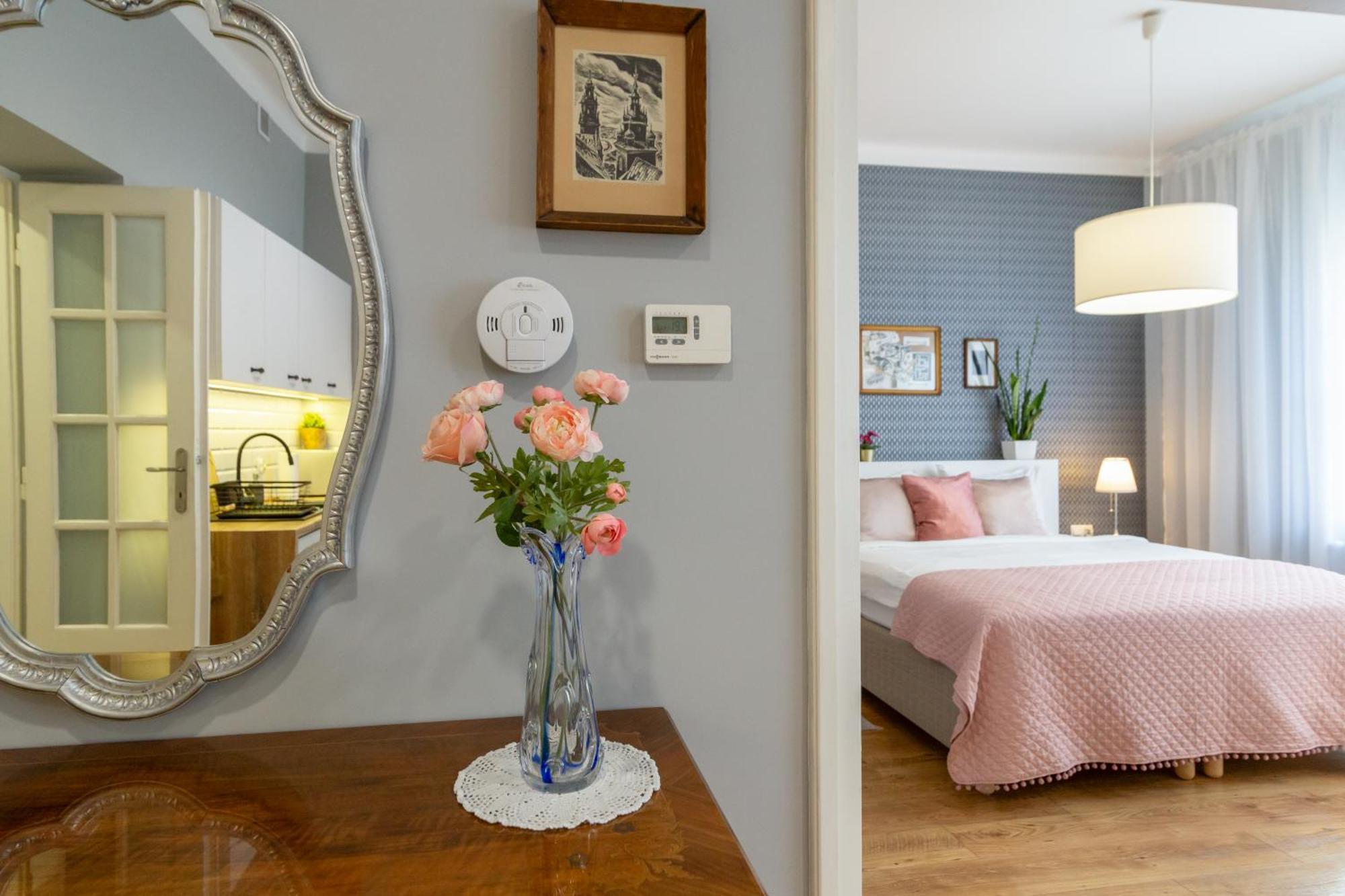 Smile Apartments Center Kraków Old Town Zewnętrze zdjęcie